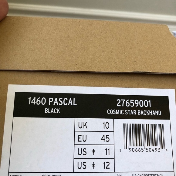 Dr. Martens 1460 PASCAL STARS LEATHER LACE UP BOOTS 11 M 12 W - Picture 9 of 9